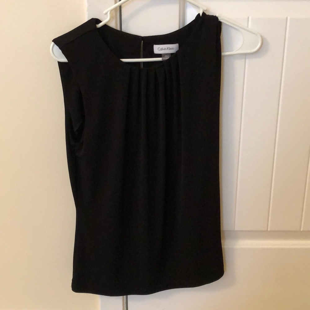 Calvin Klein size M dressy shirt